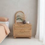 Doua Bedside
