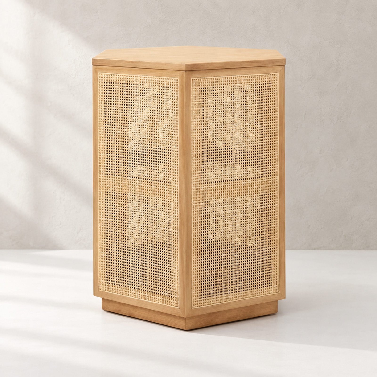 esa 1 Esa Side Table - Image 1